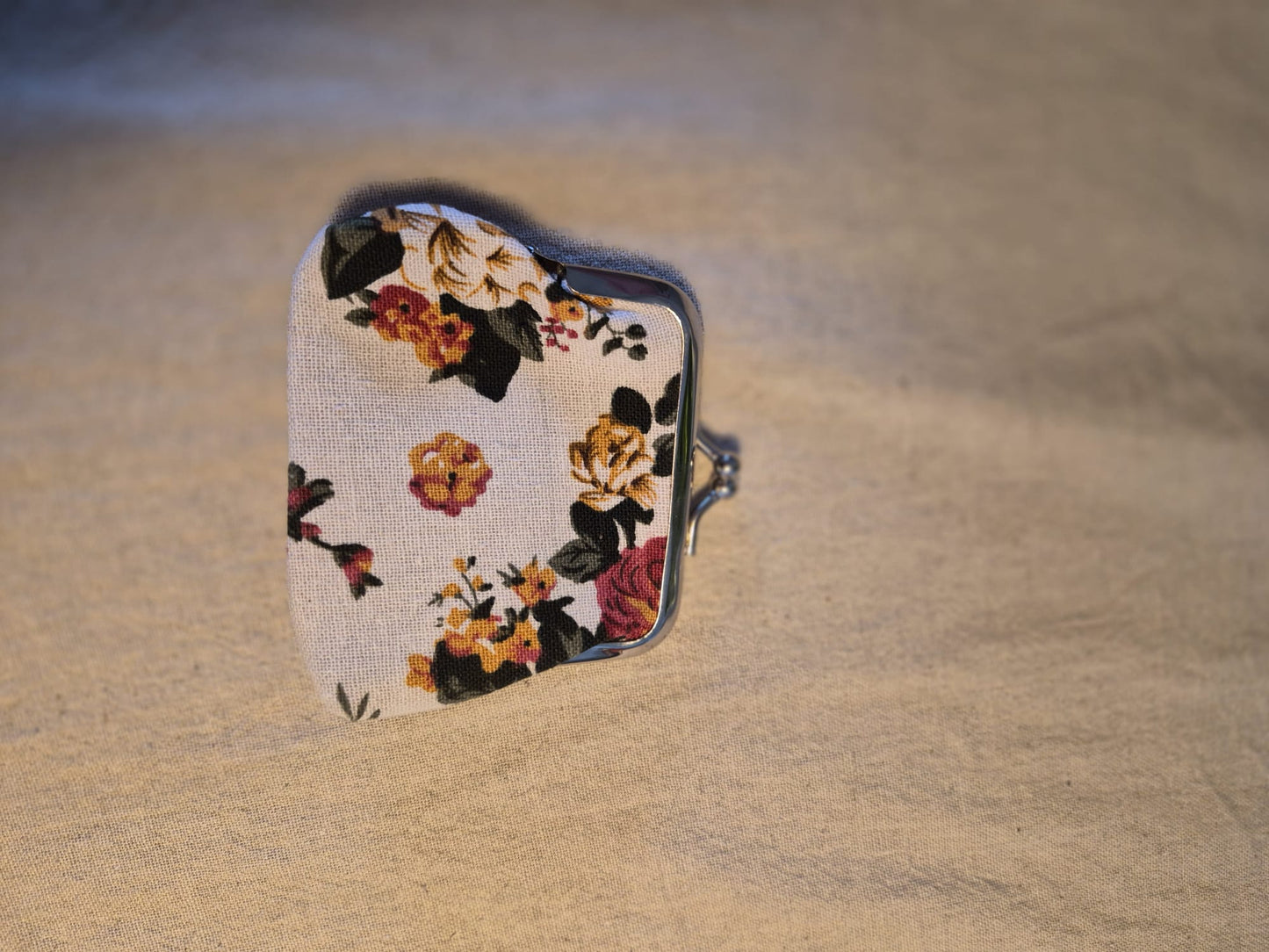 Kleine Retro Portemonnee met bloemen